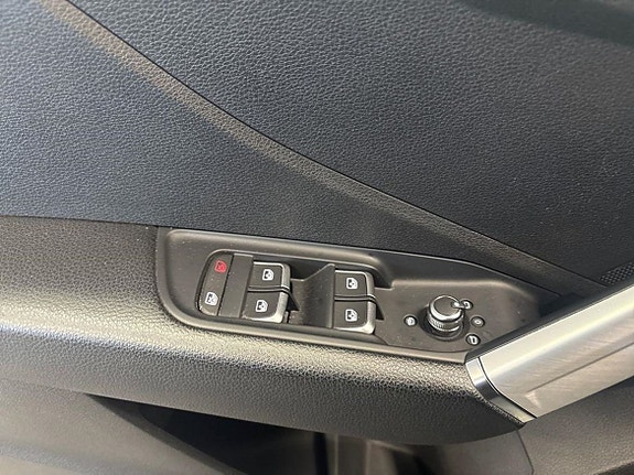 Audi Q2 13 of 18