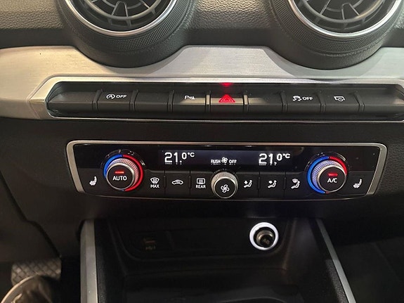 Audi Q2 12 of 18