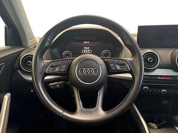 Audi Q2 10 of 18