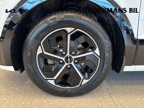 Kia Niro 15 of 24