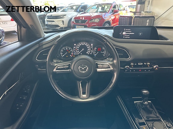 Mazda CX-30 12 of 17