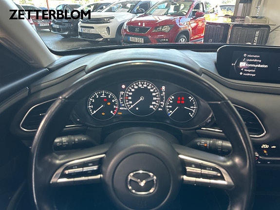 Mazda CX-30 11 of 17