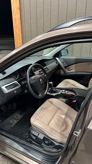 BMW 525d 5 of 6