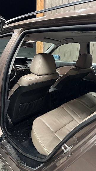 BMW 525d 6 of 6