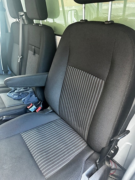 Ford Transit 8 of 13
