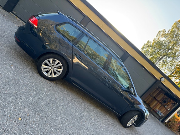 Volkswagen Golf VII 5 of 15