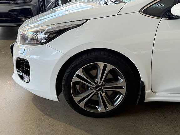 Kia Ceed 6 of 26