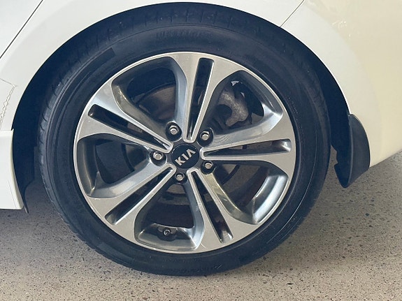 Kia Ceed 9 of 26