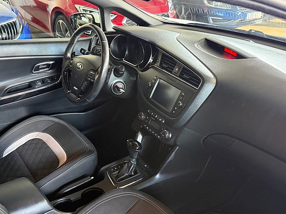 Kia Ceed 14 of 26