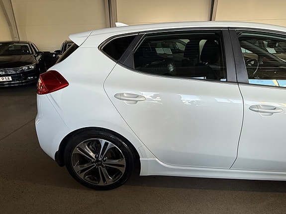 Kia Ceed 10 of 26