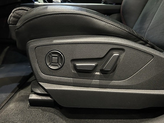 Audi Q8 e-tron 7 of 18