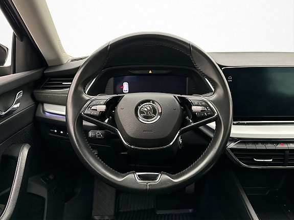 Skoda Octavia 14 of 30