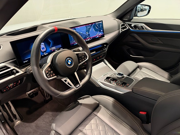BMW i4 12 of 18