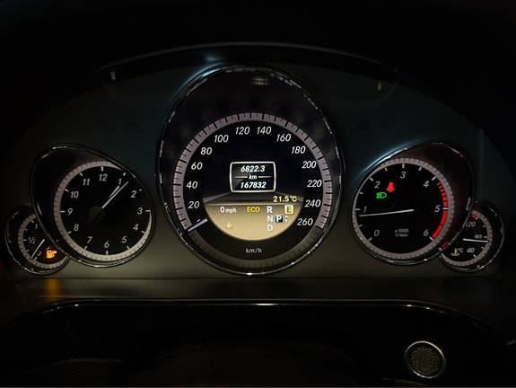 Mercedes-Benz E250 15 of 23