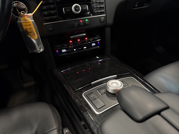 Mercedes-Benz E250 18 of 23