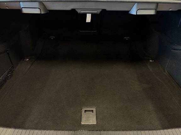 Mercedes-Benz E250 22 of 23
