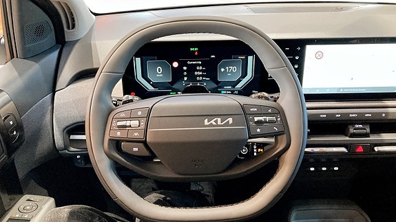 Kia EV3 16 of 18
