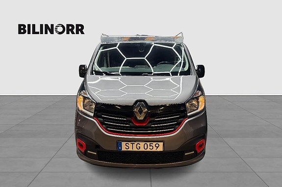 Renault Trafic 8 of 15