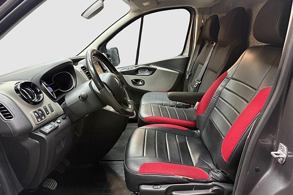 Renault Trafic 12 of 15