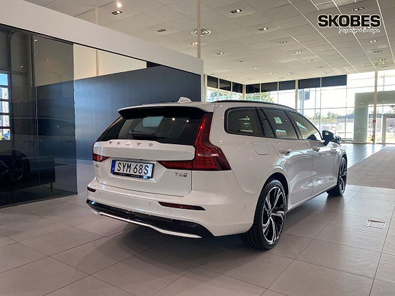 Volvo V60 6 of 21