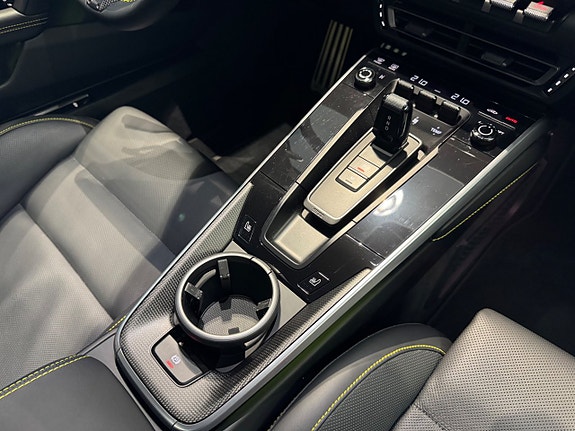 Porsche 911 11 of 21