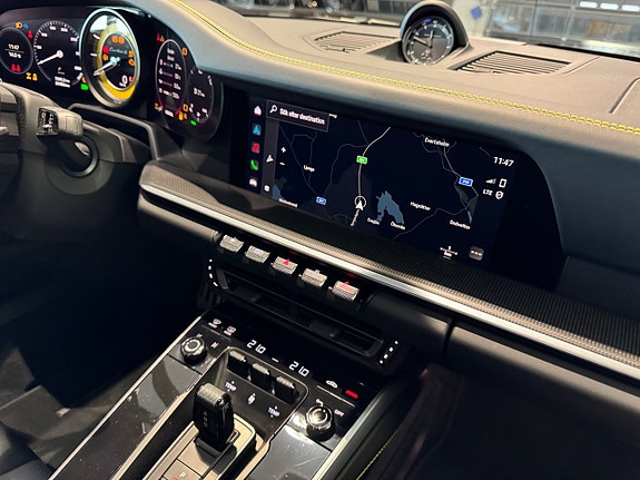 Porsche 911 10 of 21