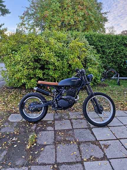 Honda XR500 2 of 3