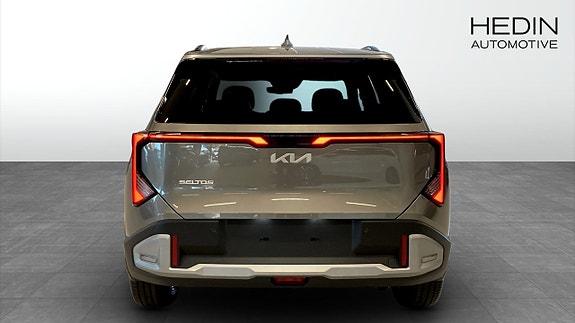 Kia Seltos 7 of 19