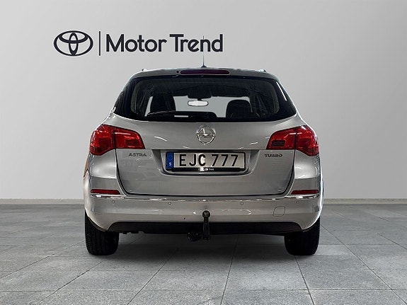 Opel Astra 4 of 11