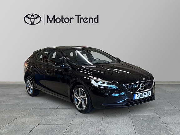 Volvo V40 6 of 15