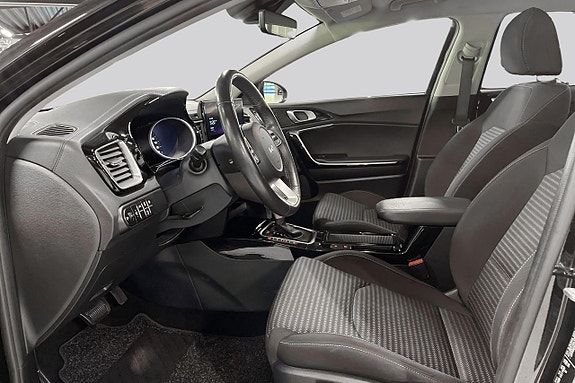 Kia Ceed 10 of 22