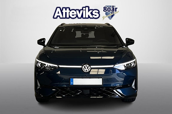 Volkswagen ID.7 2 of 24