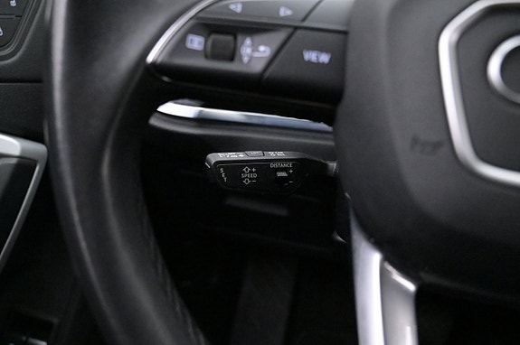 Audi Q3 8 of 27