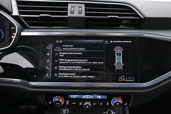 Audi Q3 15 of 27