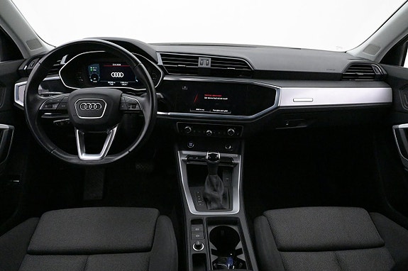 Audi Q3 6 of 27