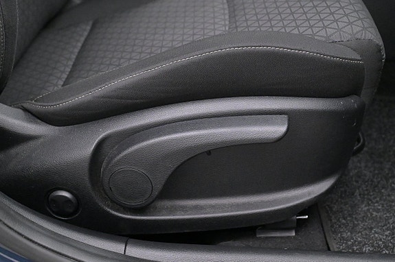 Kia Ceed 13 of 27