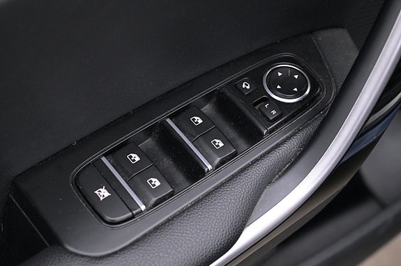 Kia Ceed 10 of 27