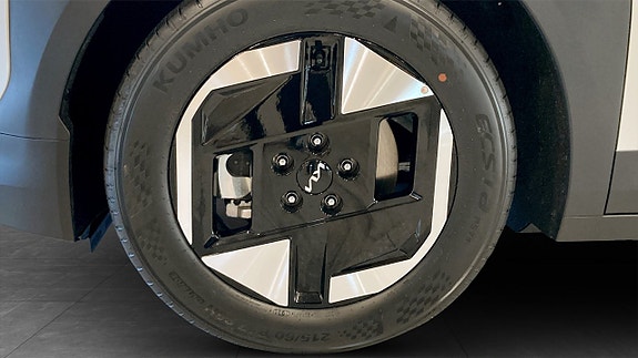 Kia EV3 9 of 18