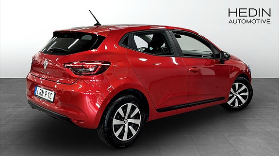 Renault Clio 2 of 12