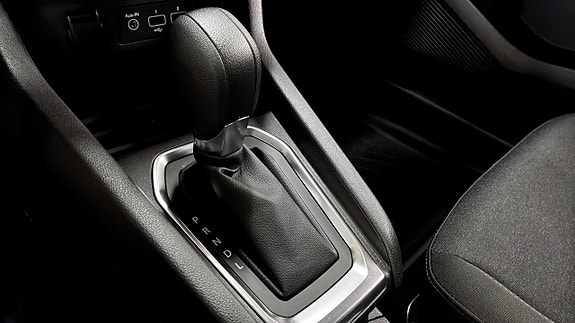Renault Clio 12 of 12