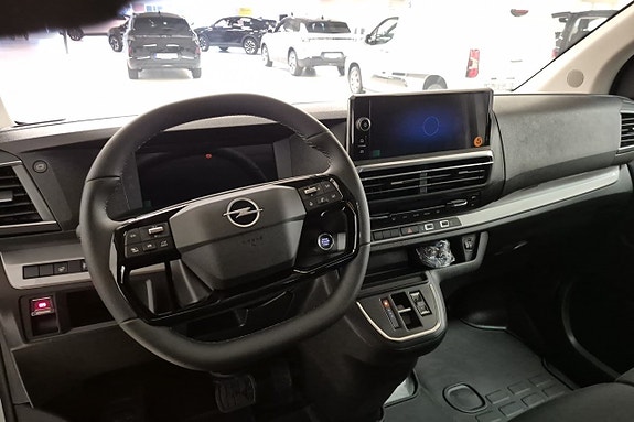 Opel Vivaro 7 of 8