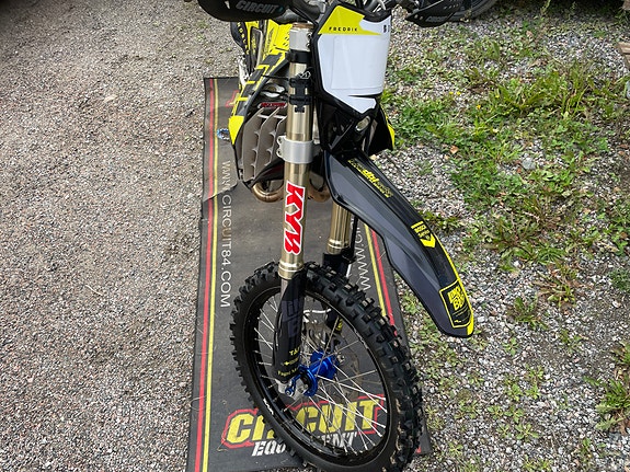 TM 250/4 2 of 2