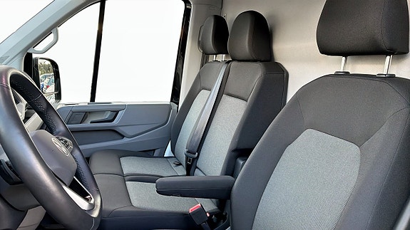 Volkswagen Crafter 8 of 14