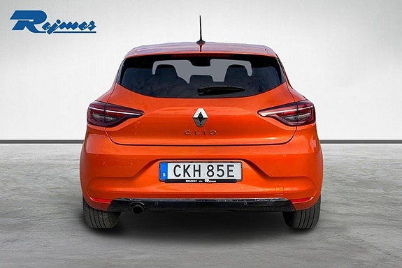 Renault Clio 19 of 19
