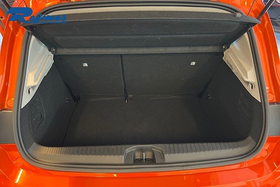 Renault Clio 17 of 19