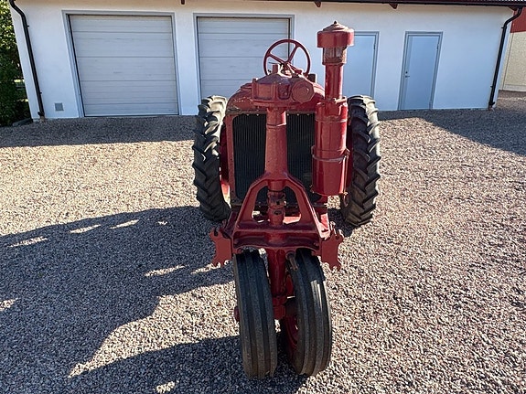 Veterantraktor McCormick-Deering F-20 2 of 6