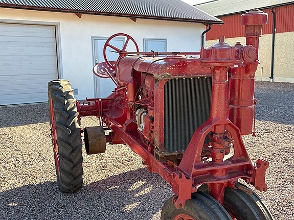 Veterantraktor McCormick-Deering F-20 3 of 6