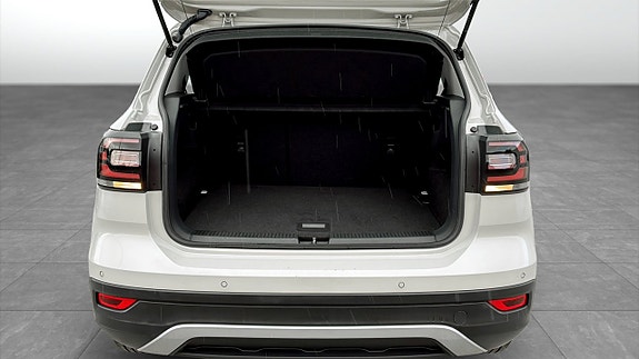 Volkswagen T-Cross 12 of 15