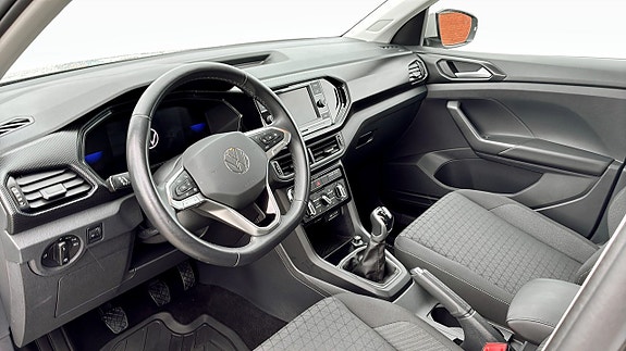 Volkswagen T-Cross 7 of 15