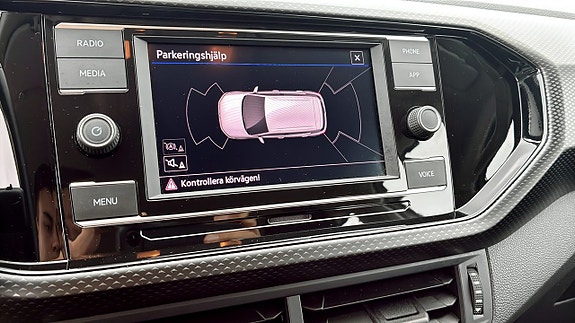 Volkswagen T-Cross 13 of 15
